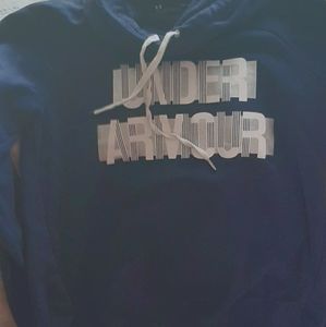 Under armour sweatshirt